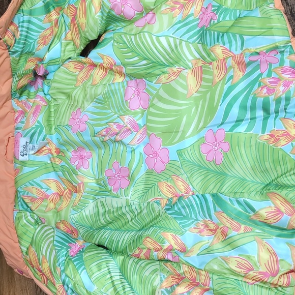 Lilly Pulitzer Down Puffer Vest Tropical Floral Lining Size Small Coral Orange - Picture 7 of 10